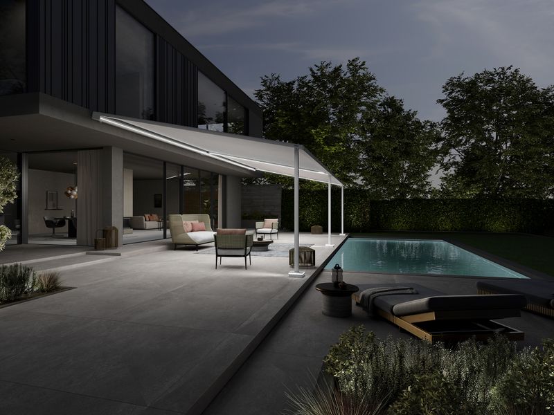Pergolamarkise i markilux pergola style med belysning på en moderne kubusbygning