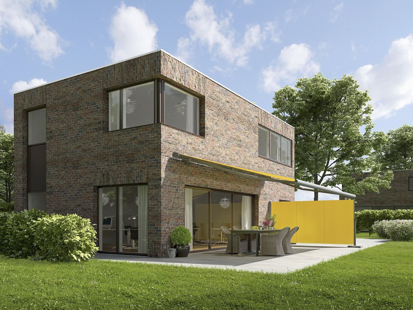 Forlænget MX-790 markise med gul dug og grå ramme monteret på et moderne hus