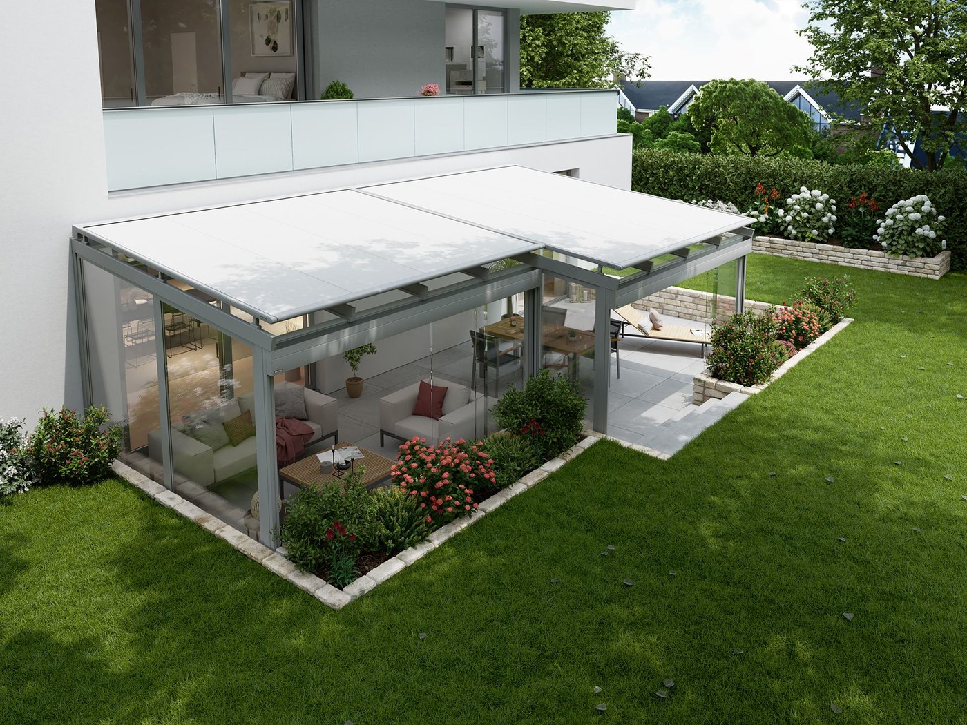 Markilux 770 udvendig markise med hvid dug og mørkegrå ramme over en vinterhave