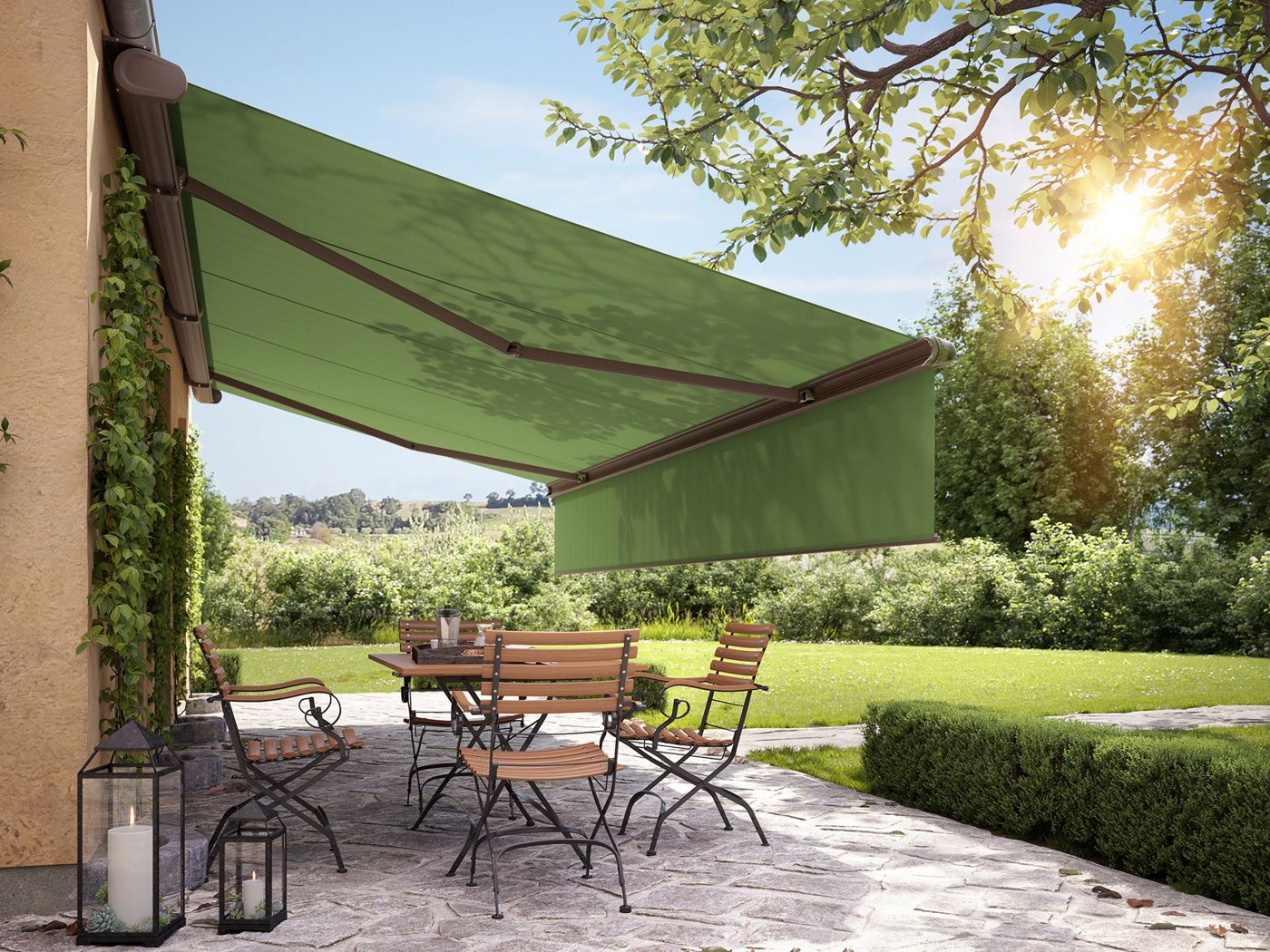 Markilux 5010 med grøn dug hvor shadeplus giver ekstra skygge